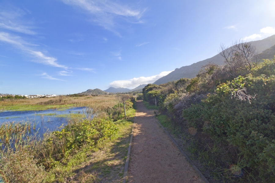 0 Bedroom Property for Sale in Clovelly Western Cape